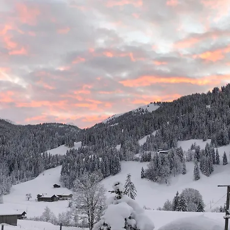 Gemuetliche Im Berner Oberland * Sankt Stephan