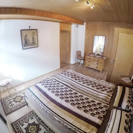 Gemuetliche Im Berner Oberland Appartement *