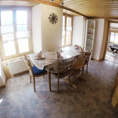 Gemuetliche Im Berner Oberland *