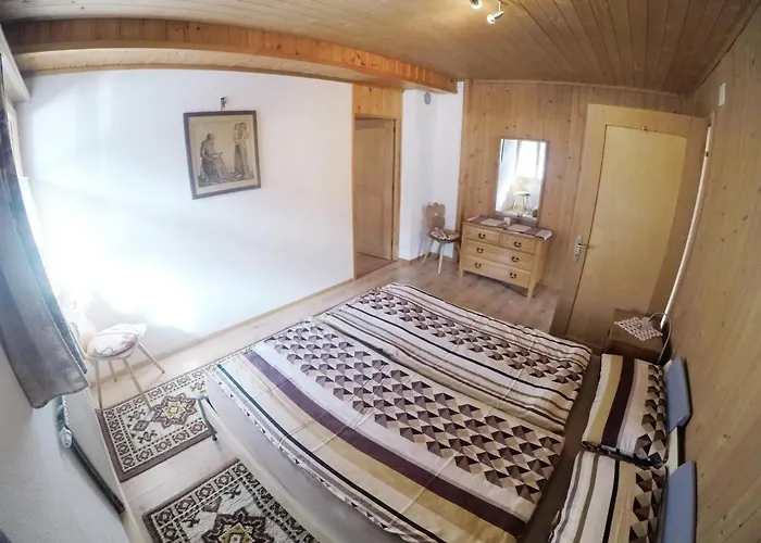 Gemuetliche Im Berner Oberland Lägenhet *